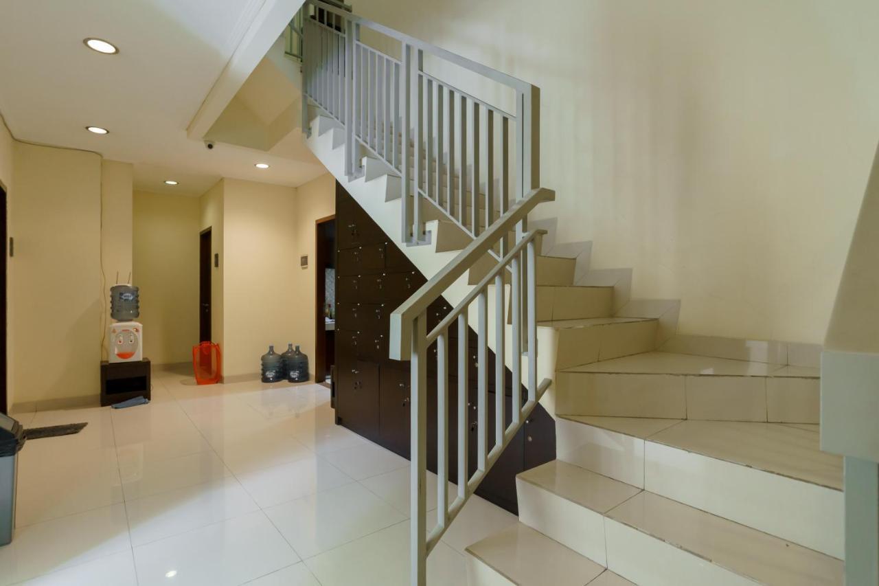 Dago Suites Syariah Cikarang Mitra Reddoorz Bekasi Exteriér fotografie