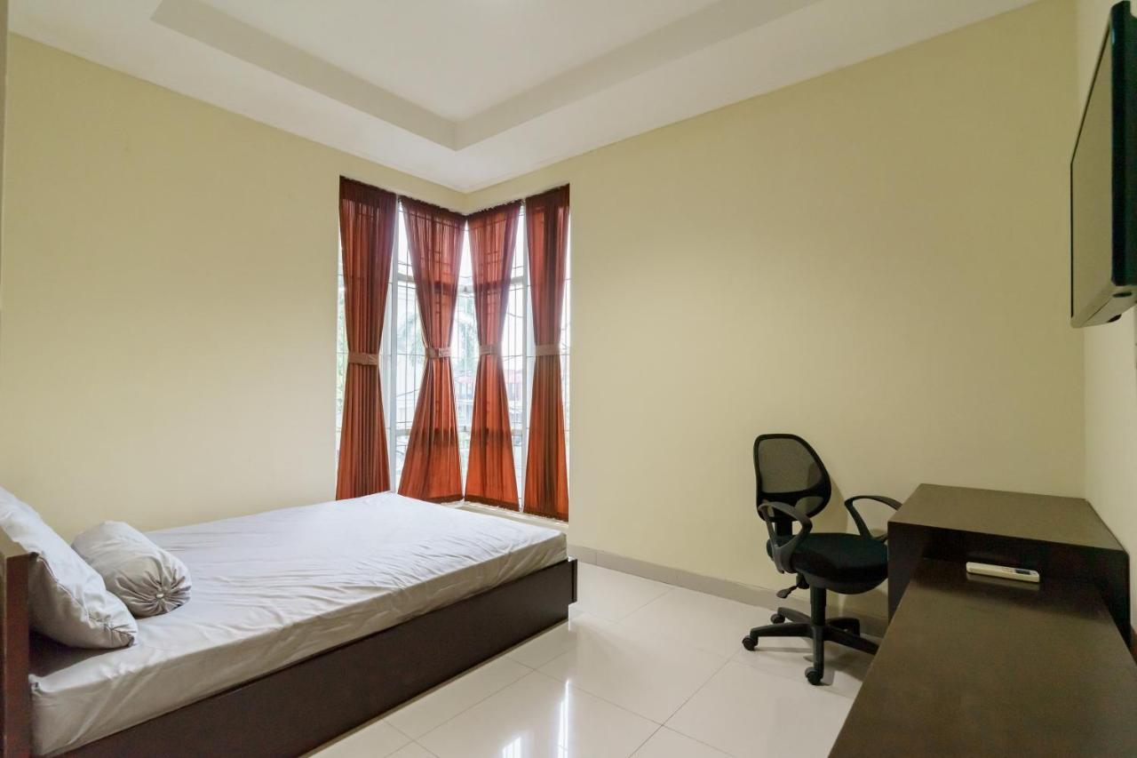 Dago Suites Syariah Cikarang Mitra Reddoorz Bekasi Exteriér fotografie